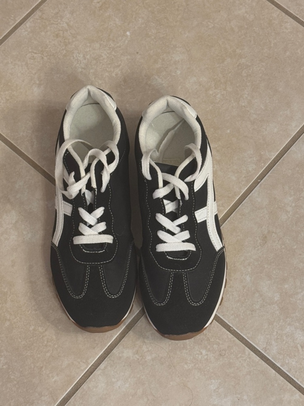 Black and White Casual Sneakers from Shein.  Size 39 (8)